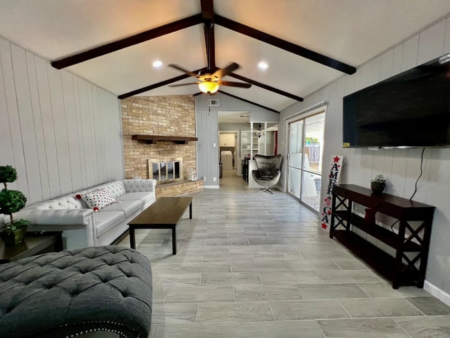 506 Balboa Dr