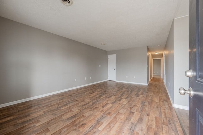 Photo - Gorgeous 3 bedroom unit!