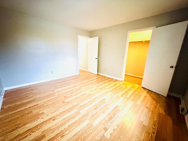 Photo - 127 Aspen Dr