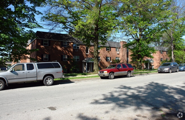 Logan Square Apartments - The Communities of Norris Hills at Logan Street