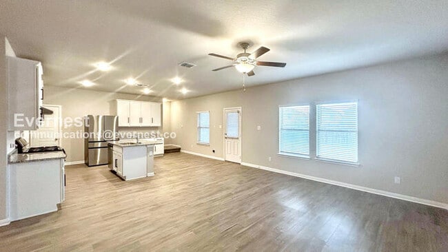 Photo - 5114 Topaz Bnd