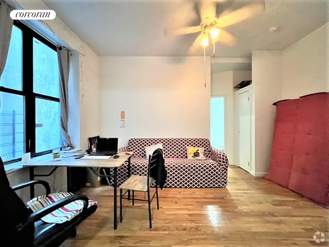 Building Photo - 351 St Nicholas Ave Rental