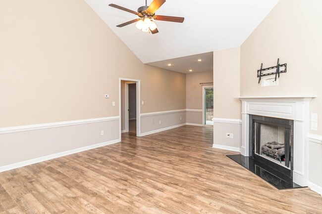 Photo - 103 Calabash Ct