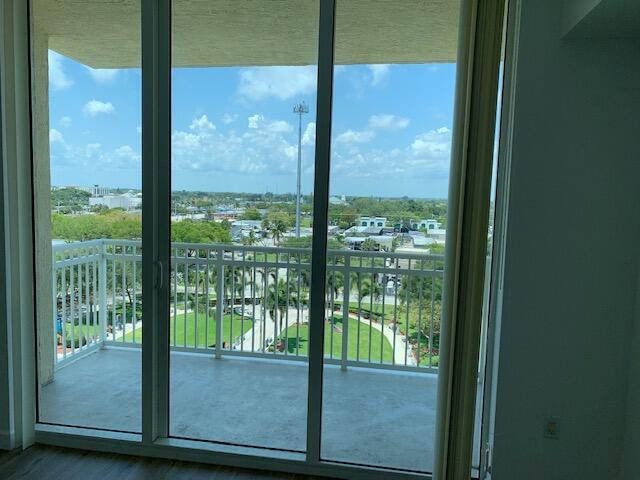 Photo - 450 N Federal Hwy Unit 703