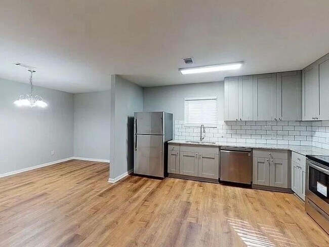 Photo - 340 Willis Mill Rd SW