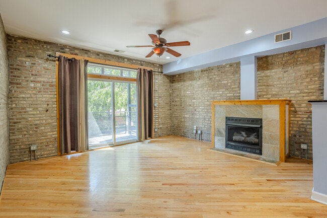 Photo - 3100 W Addison St Unit 1A