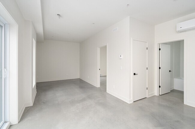 Photo - 7172 Rue Alexandra Unité 8