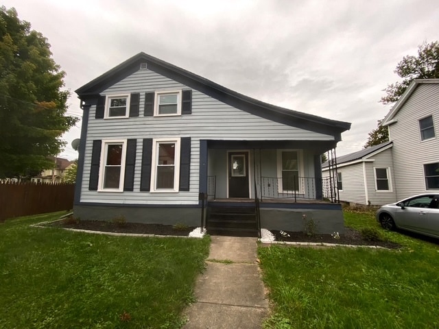 Photo - 14 W Academy St House