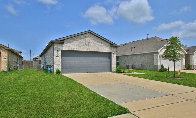 Photo - 7219 Bakersfield Ct