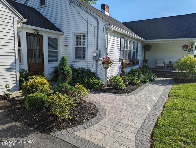 149 S Main St