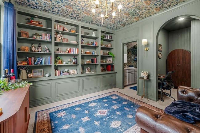 Photo - 217 McCrae Dr