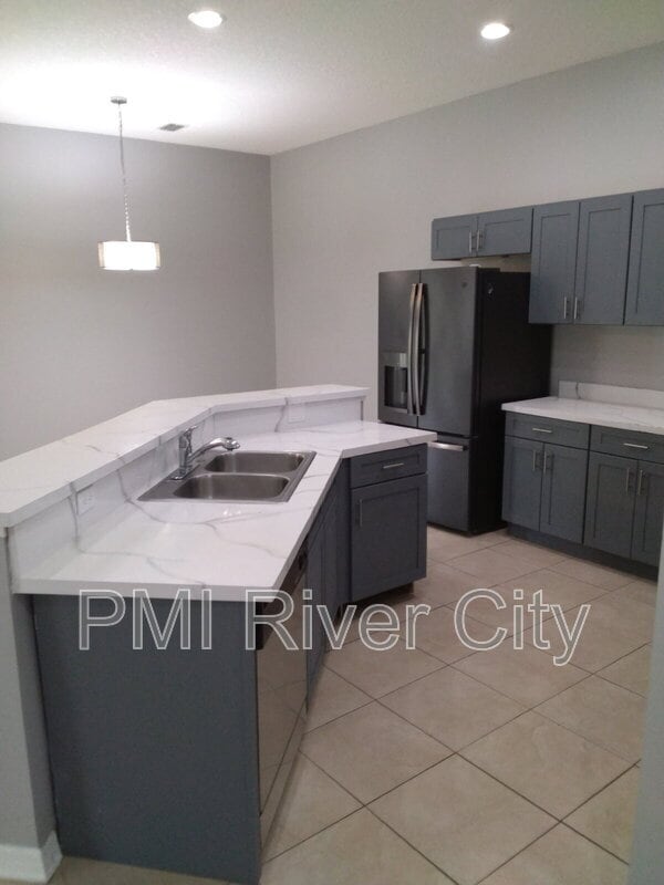 Photo - 818 Filmore Ln