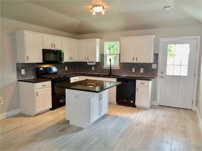 Photo - 339 Outboard Dr