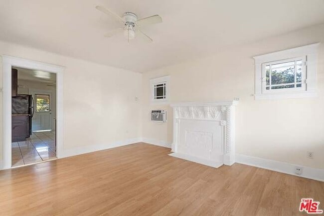 Photo - 547 W Kelso St