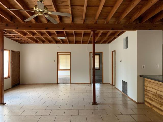 Photo - 758 E N 10th St