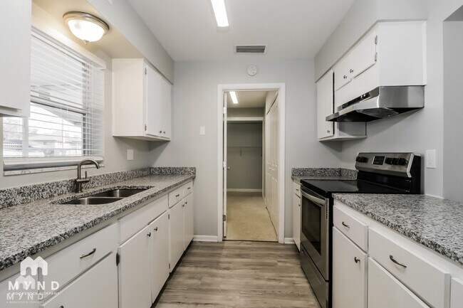 Photo - 7088 Spring Hill Dr