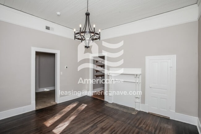 Photo - 1254 Hunt St