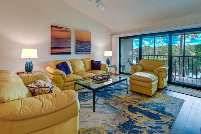 Building Photo - 5708 Deauville Cir
