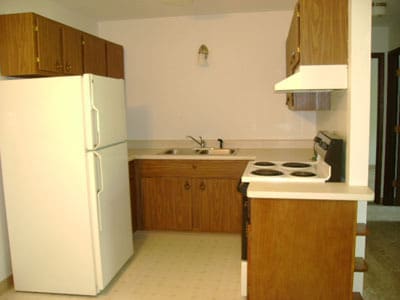 Kitchen - Midway Apartments