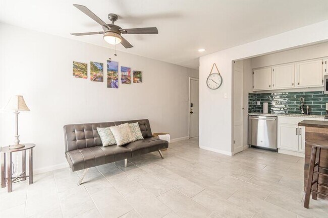 Photo - 346 Natalen Ave Unidad #2