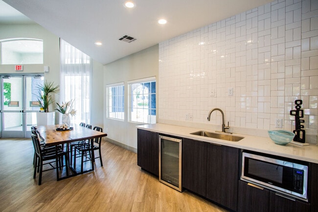 Villas at 6300