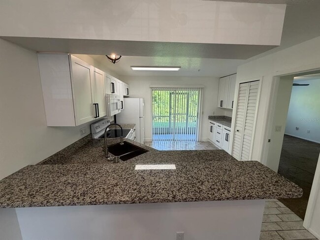 Photo - 121 Reserve Cir Unidad 109