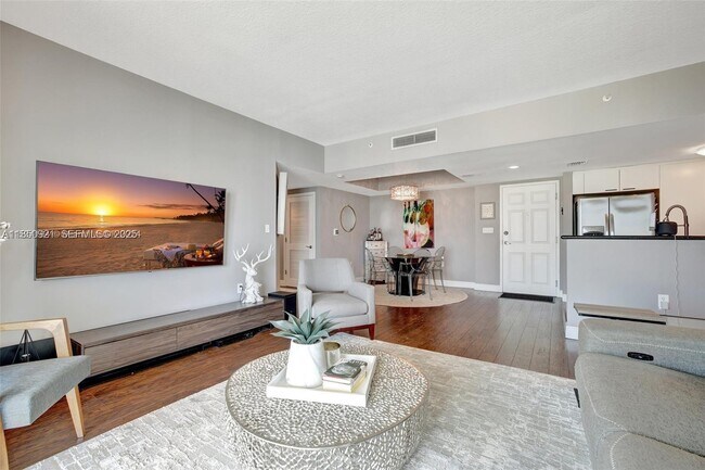 Photo - 140 S Dixie Hwy Unidad 619