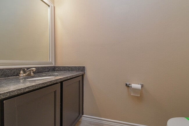 Photo - 29704 Sullivan Oaks Dr