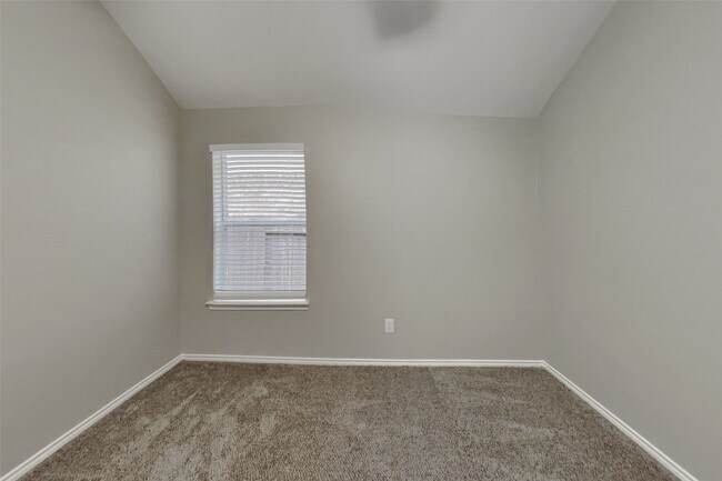 Photo - 25810 Palmdale Estate Dr