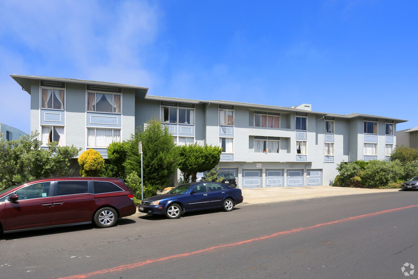 Photo - 578 Clarinada Ave