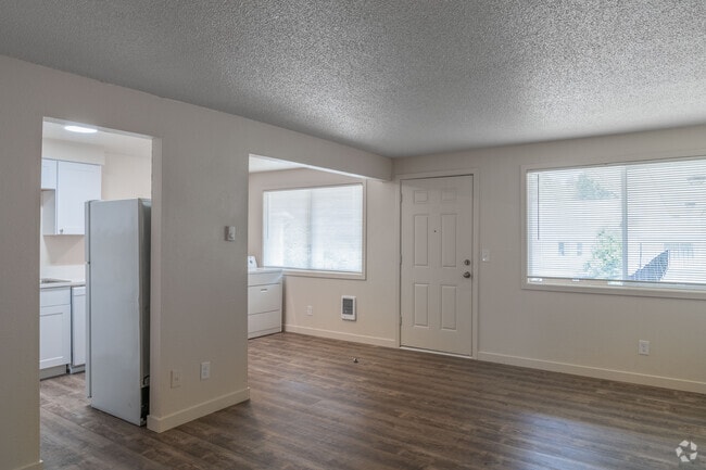 Interior Photo - Glen East Apartments