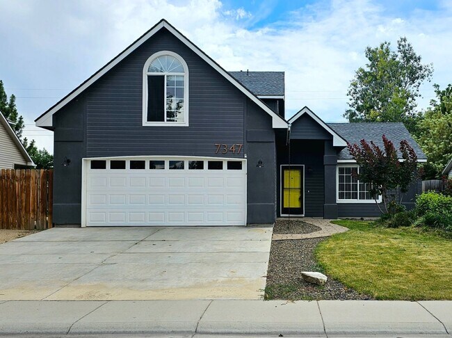 7347 E Nottingham Ln, Nampa, ID 83687 - 7347 E Nottingham Ln, Nampa, ID 83687 House