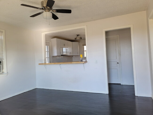 Photo - Phenomenal Downtown River View!