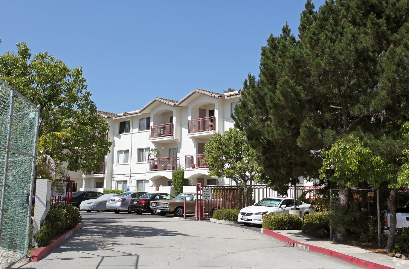 Foto principal - Manhattan Village Senior Villas