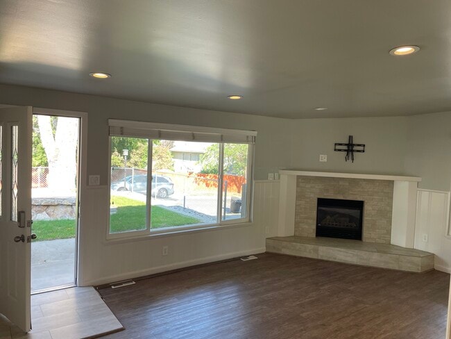 Photo - 7405 S 2200 E Casa