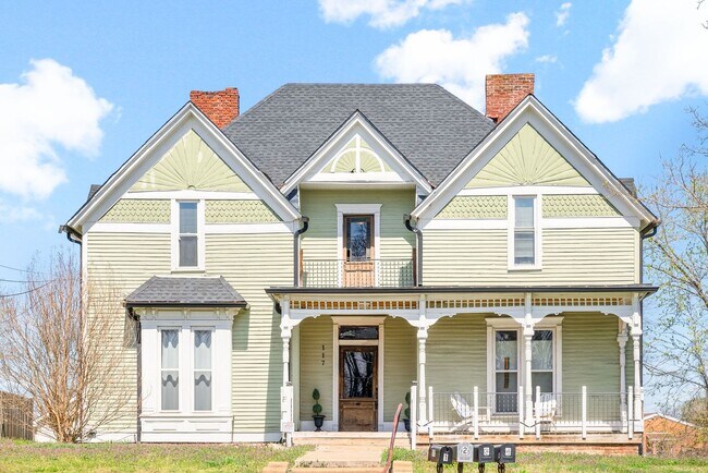 117 Marion St Unit 3