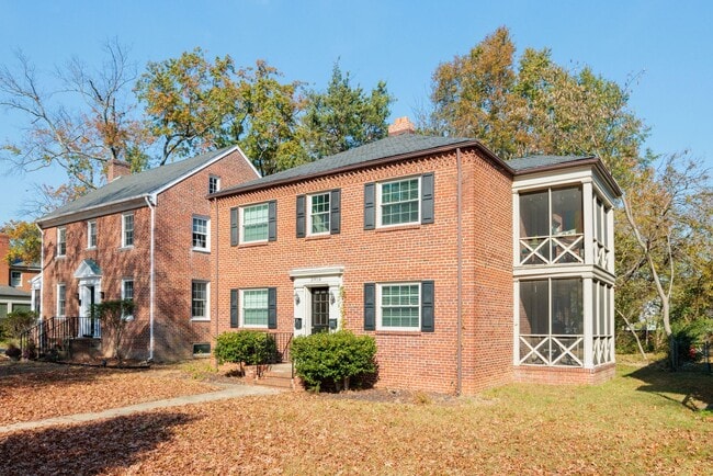 Building Photo - 3916 Stuart Ave Unit #2