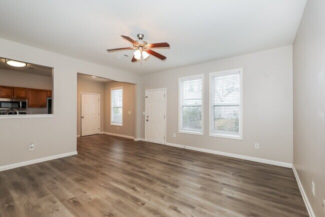 Photo - 1555 Persimmon Trace