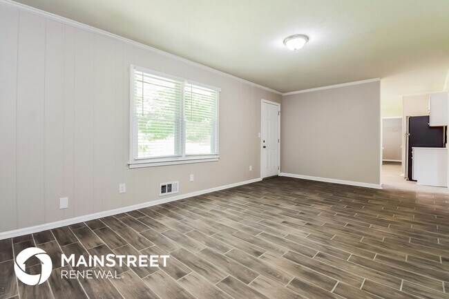 Photo - 1277 Scenic Way SW