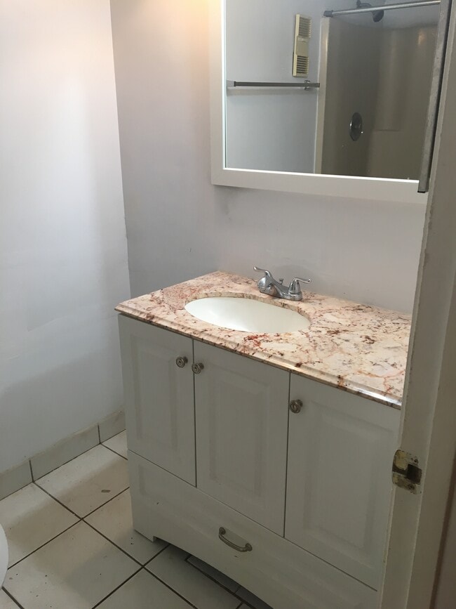 Photo - 8740 Sherman Cir N