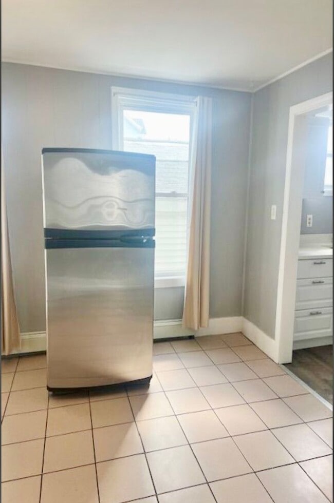 Photo - 22-24 Lawn Avenue Unit #1F