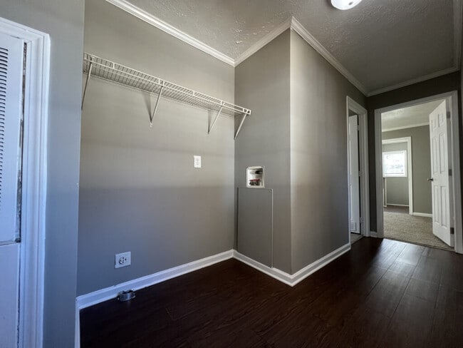 Photo - 125 E Sourwood Dr