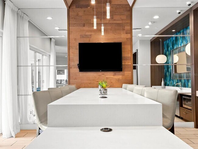 Photo - 700 Cocoanut Ave Unidad 332