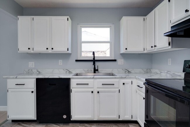 Photo - 6214 Shull Rd