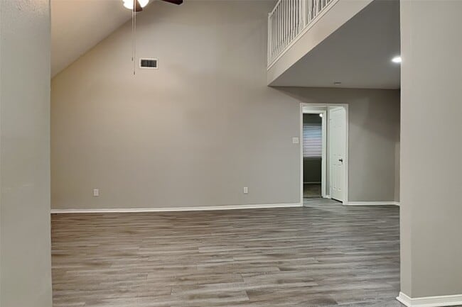 Photo - 9903 Jockey Club Dr