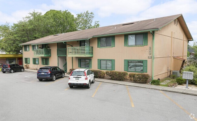 Building Photo - 3765 Crown Point Rd Unit #4 Rental
