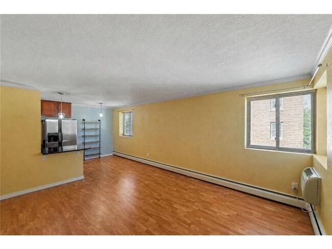 Photo - 3120 Hennepin Ave S Unit 205
