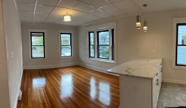 Photo - 76 Atlantic St Unidad 1