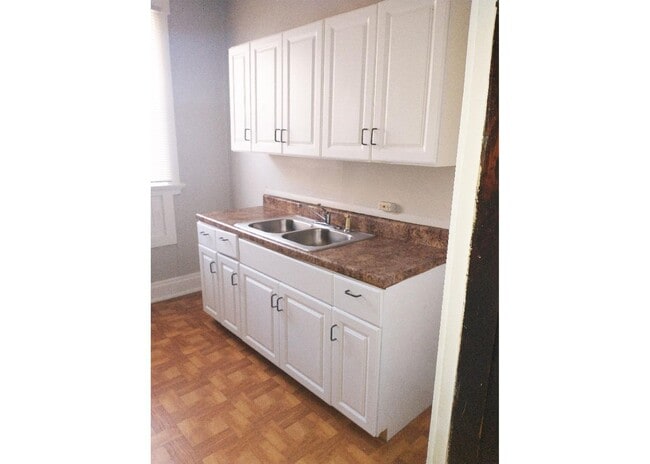 Photo - 3238 Bishop St Unit 3238-03