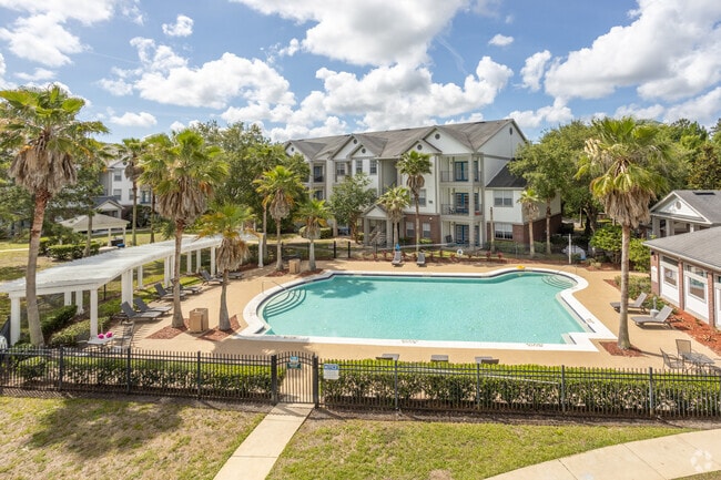 Building Photo - Colonnade at Regency Rental